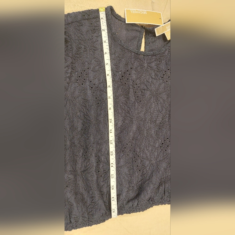 Michael Kors Elegant Black Blouse - Picture 13 of 14